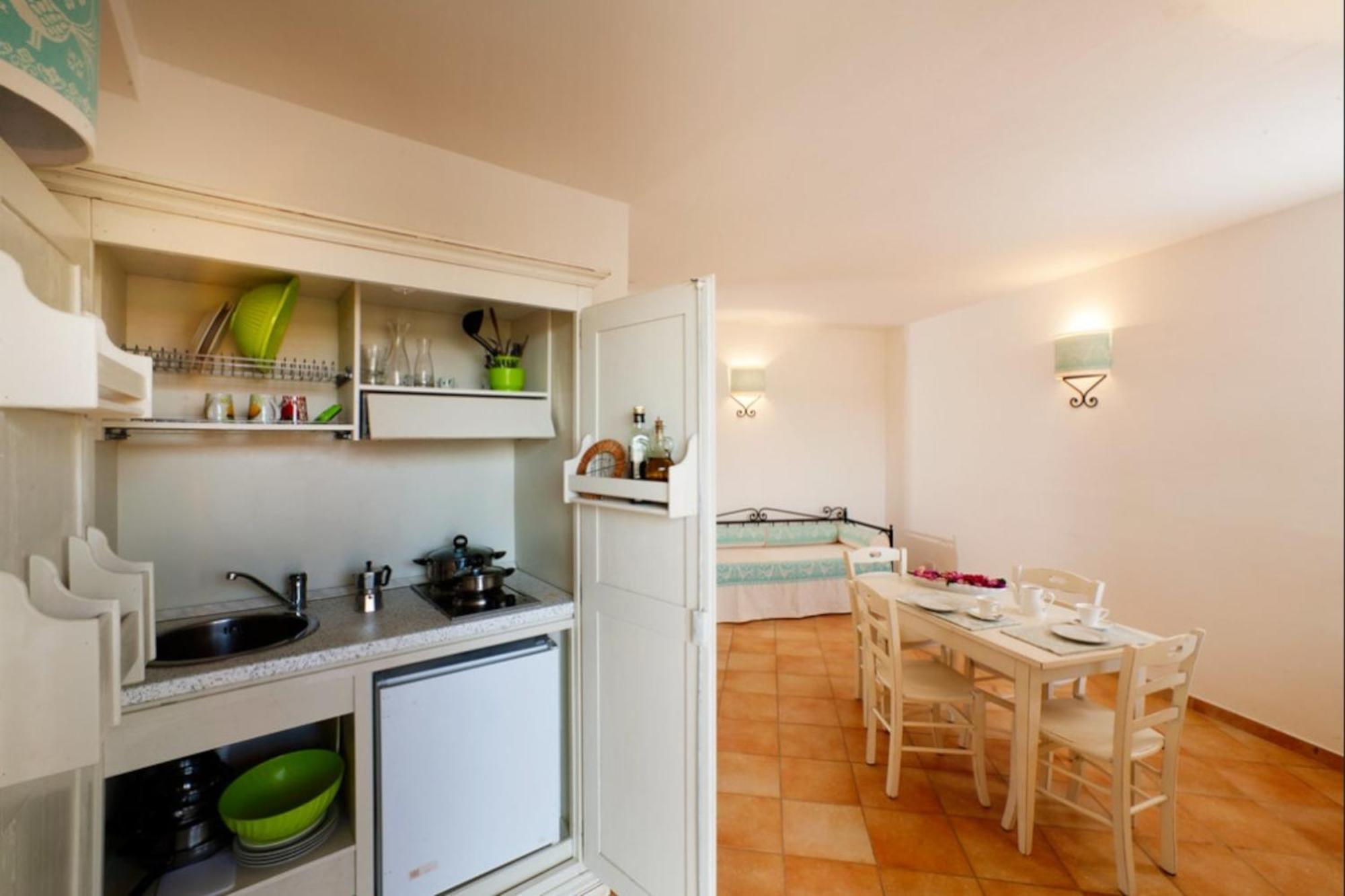 Residence Baia Dei Mirti Vignola Mare Extérieur photo