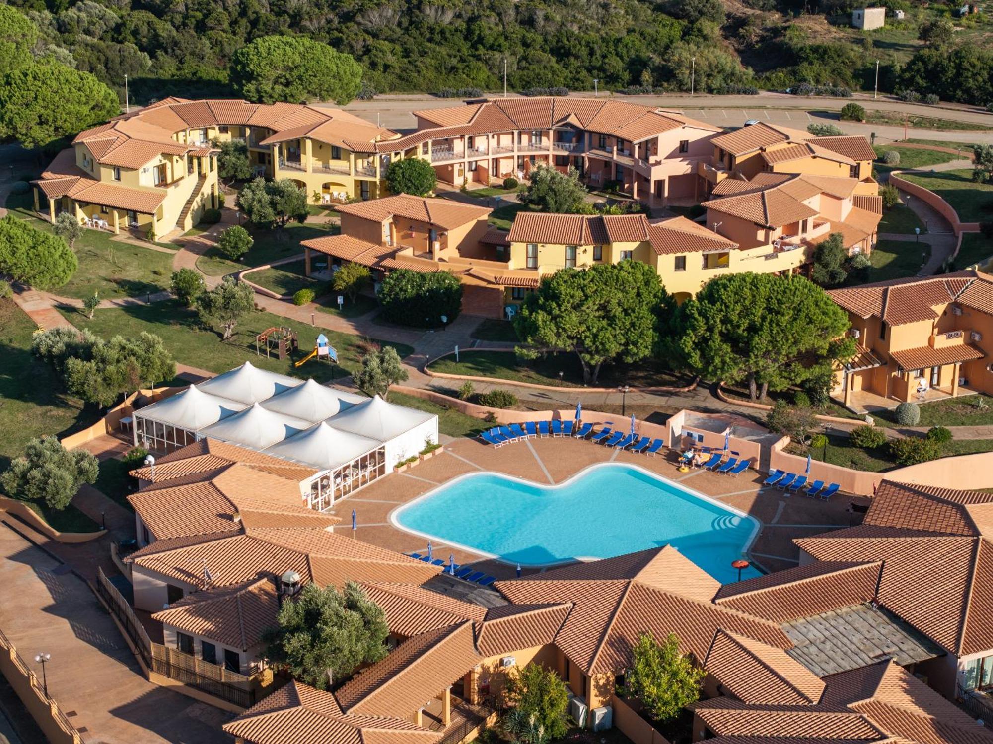 Residence Baia Dei Mirti Vignola Mare Extérieur photo