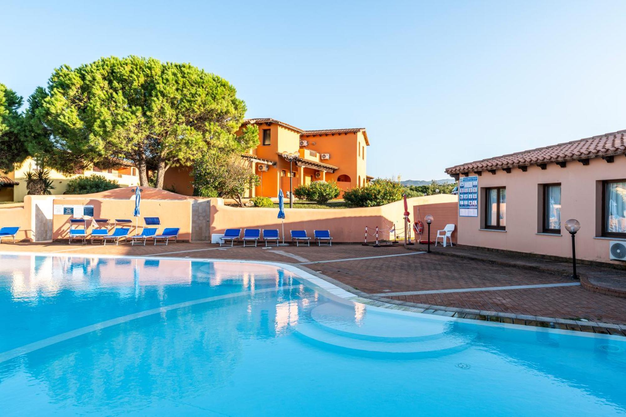 Residence Baia Dei Mirti Vignola Mare Extérieur photo