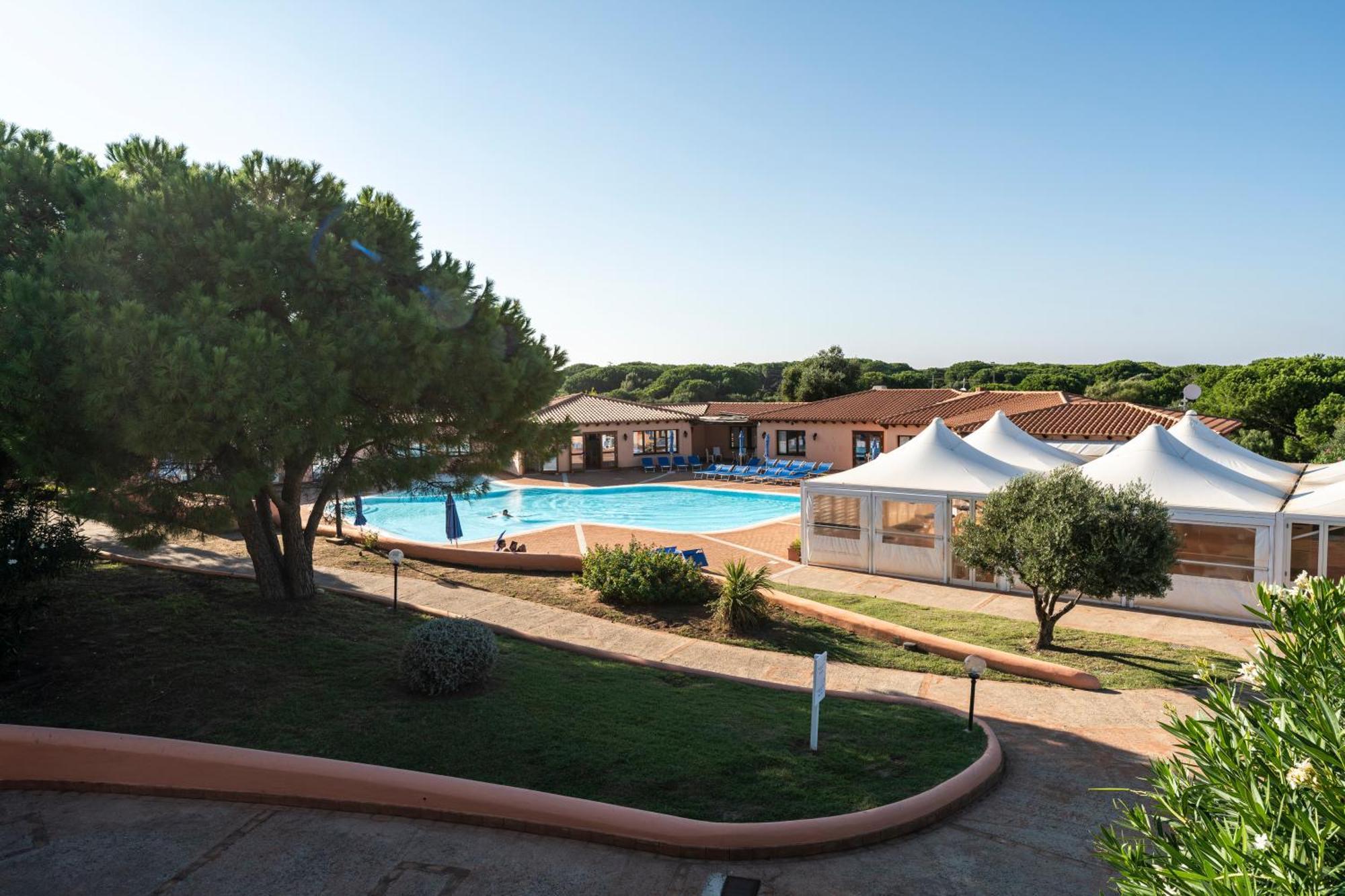 Residence Baia Dei Mirti Vignola Mare Extérieur photo